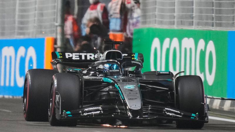 Russell pole position Singapore 2025