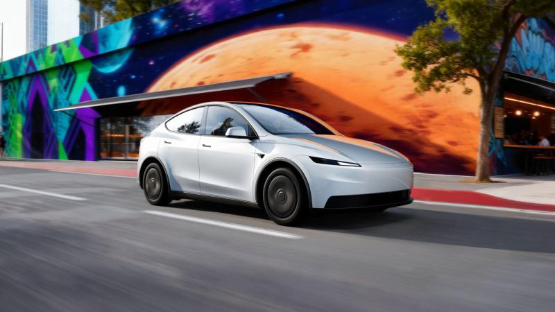 Tesla Model Y Standart 2025 1