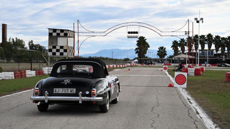 1000 Miglia Experience Greece 2025 - Aπό την Ακρόπολη ως τη Μεσσηνία