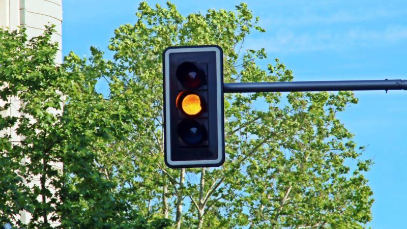 orange traffic light
