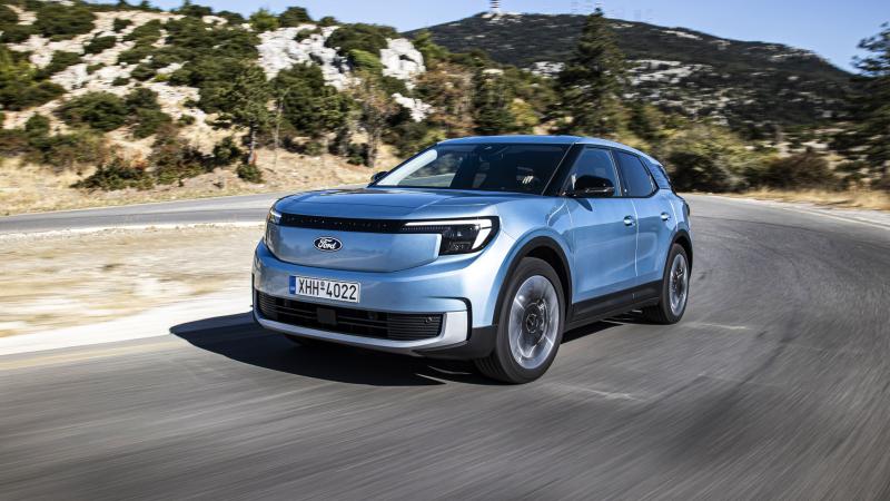 Ford Explorer 2025 1
