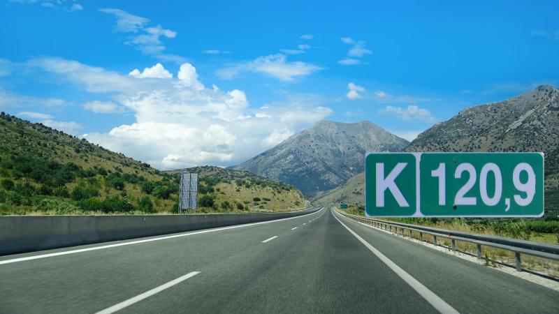 autokinitodromos prasini pinakida