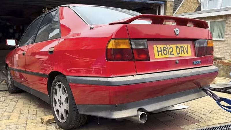 Lancia Dedra Turbo relic