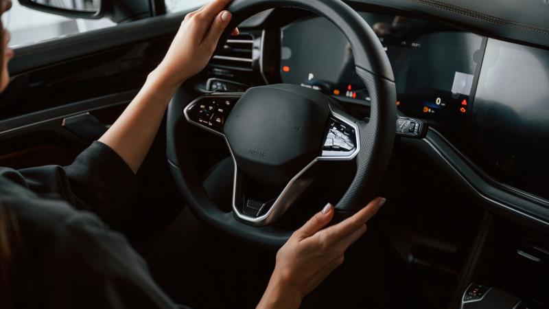 στρογγυλά τιμόνια 