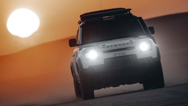 land rover defender dakar