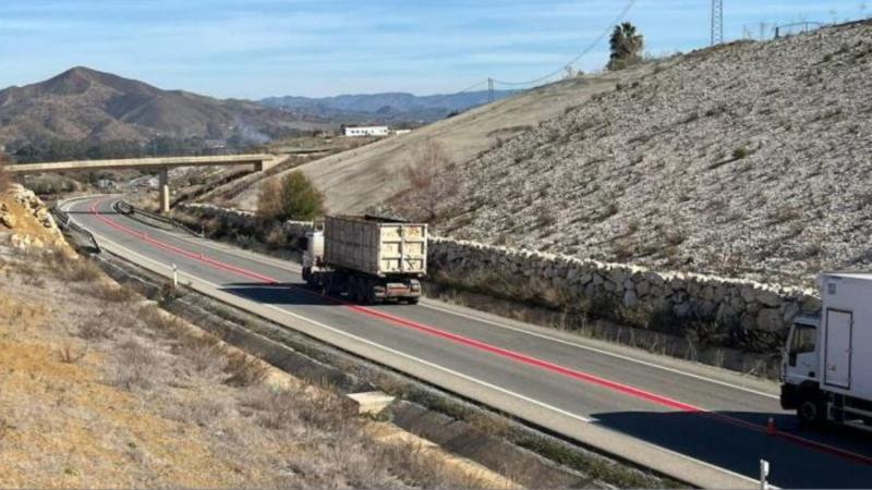 prasines-kokkines-lorides-dromos