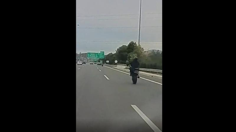 Μοτοσικλετιστής 