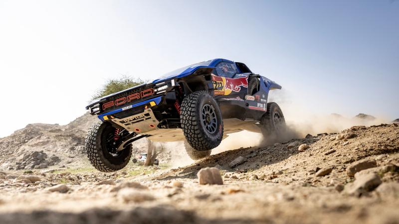 Τα Ford Raptor T1+ κατέκτησαν τους αμμόλοφους του Dakar Rally 