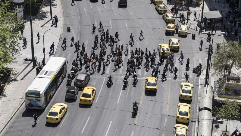 diavasi pezon fanari (2)