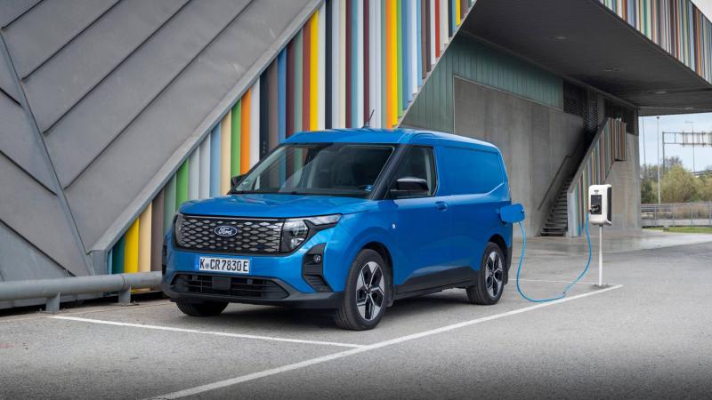 Ford E-Transit Courier 1