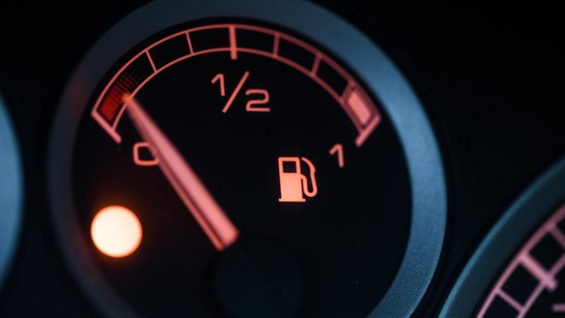 provlima kinitires adeio rezervouar 12 12 14