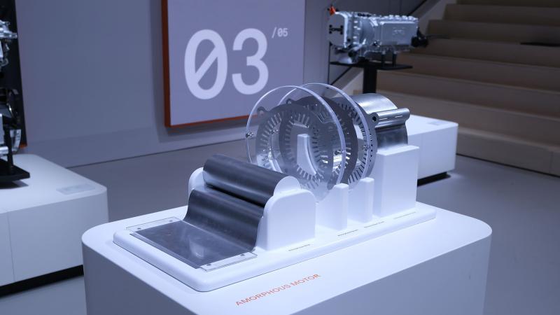 Horse Amorphous engine