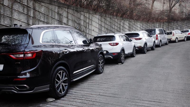 Παρκαρισμένα αυτοκίνητα