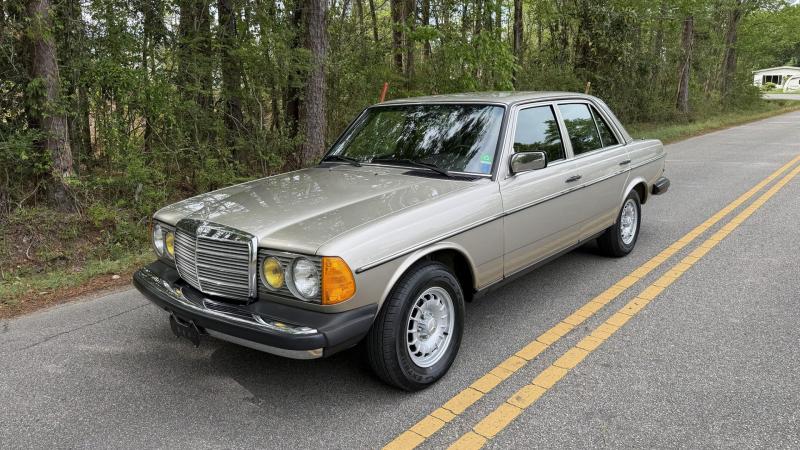 Mercedes-Benz 300D Turbo