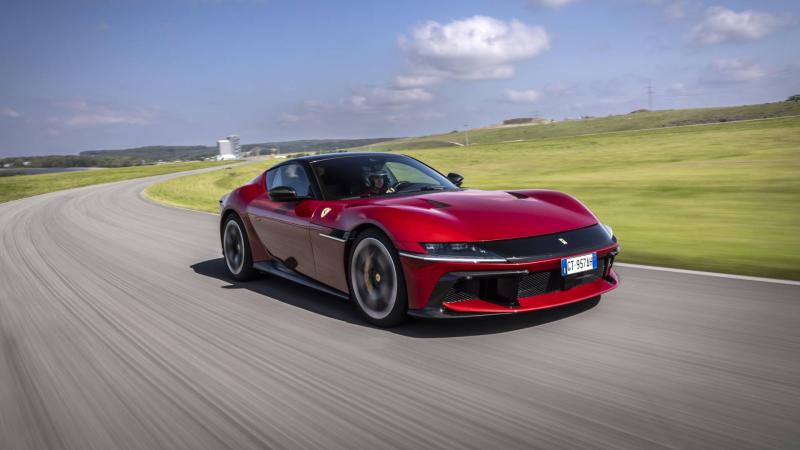 Ferrari 12Cilindri Ellada 1