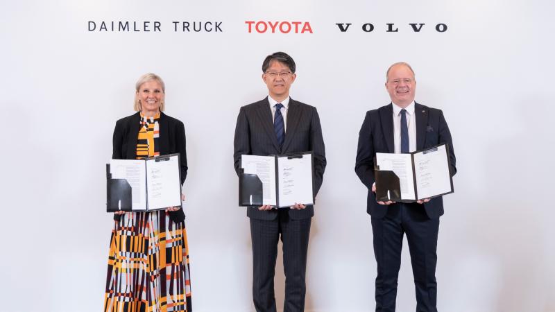 Toyota-Daimler-Volvo