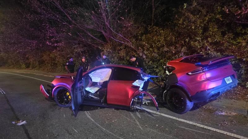 porsche cayenne crash