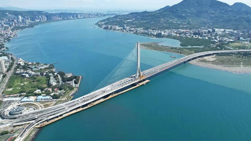 Danjiang Bridge