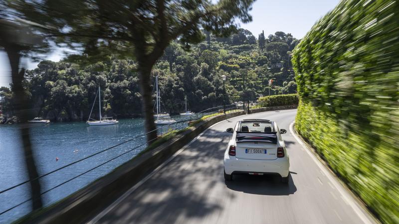 Fiat 500 Hybrid Dolce Vita