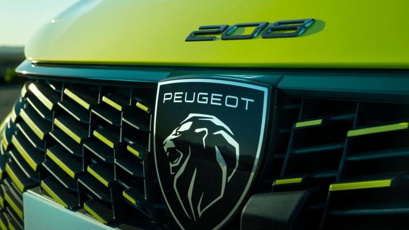 Peugeot e-208