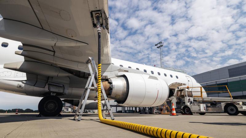 airplane refuel 2