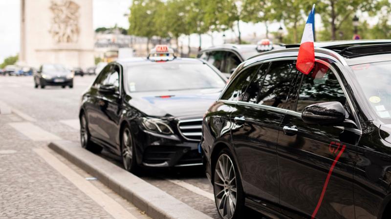 taxi-g7