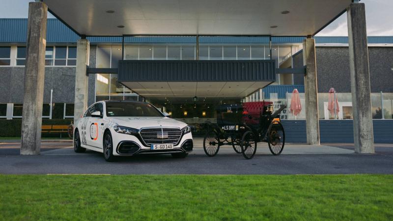 Mercedes Benz 100 xronia