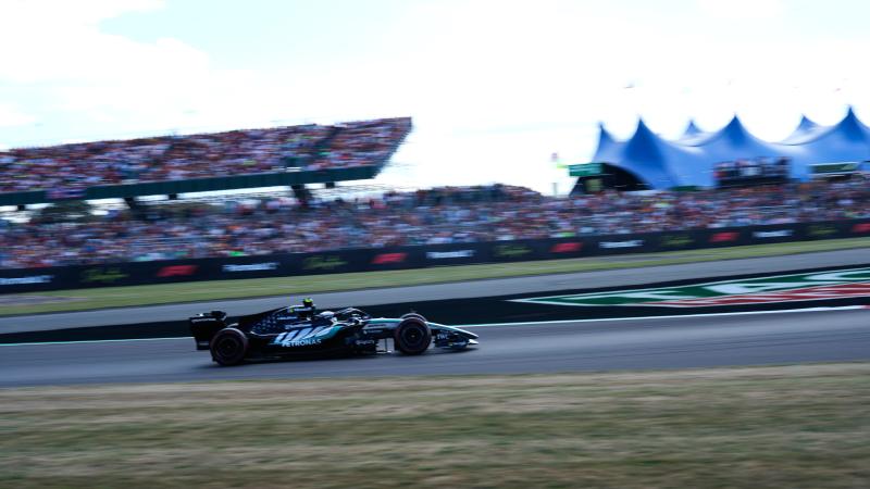 Antonelli pole position GP Silverstone 2026