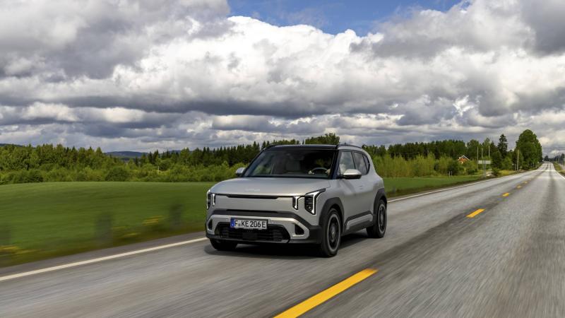 KIA EV2