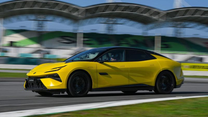 Lotus Emeya 900