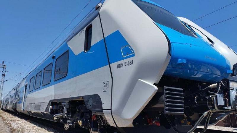 train-greece