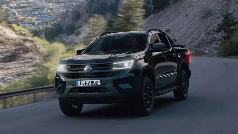 VW Amarok Dark Label