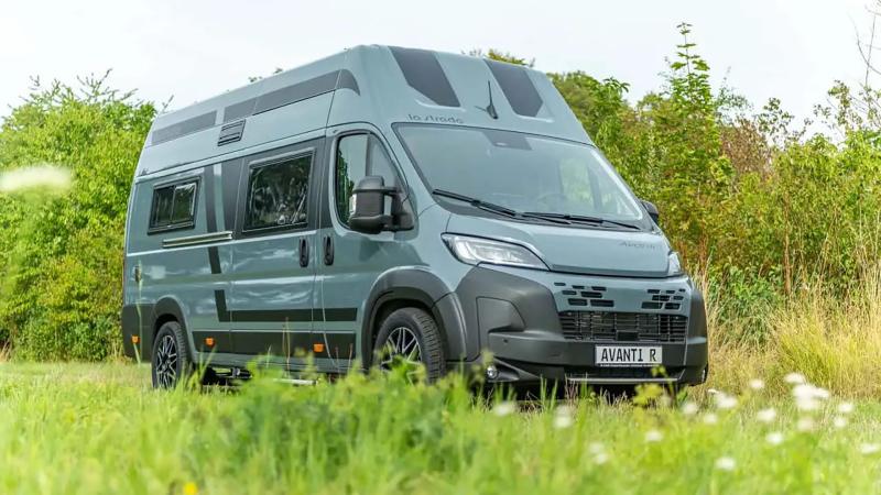 La Strada Avanti R