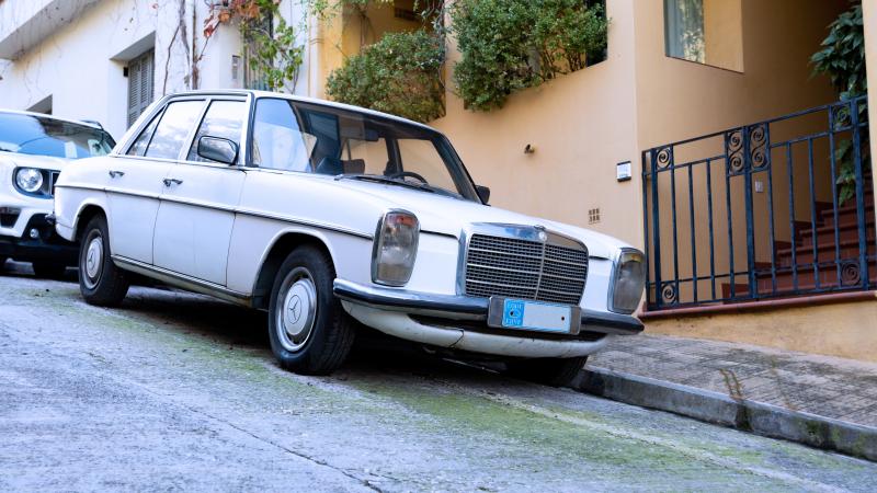 αυτοκόλλητο πρόστιμο