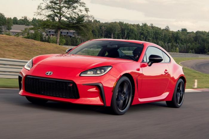 Toyota GR86 από την Aimgain | carandmotor.gr