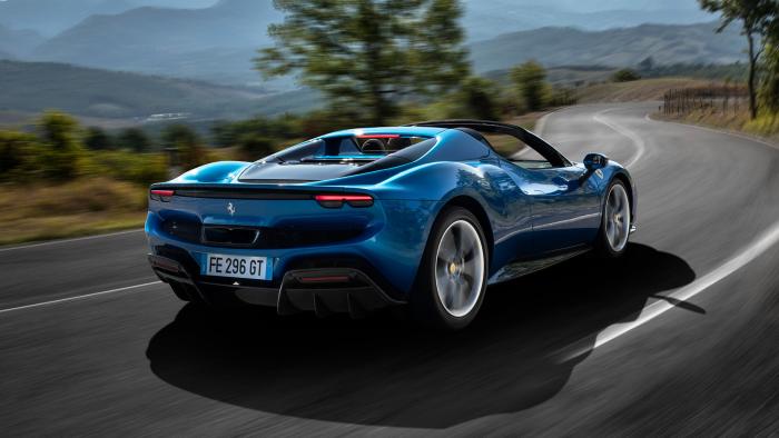 Πώς θα ονομάζεται η πιο σκληροπυρηνική Ferrari 296 GTS | carandmotor.gr