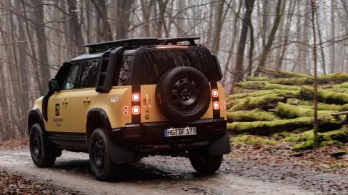 Land Rover Defender 110 Trophy Edition