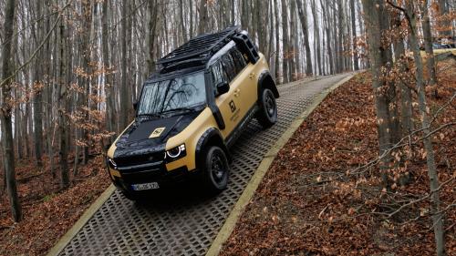 Land Rover Defender 110 Trophy Edition