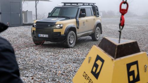 Land Rover Defender 110 Trophy Edition