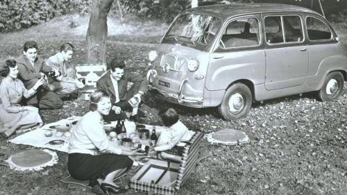 To αρχέγονο Fiat Multipla του 1955