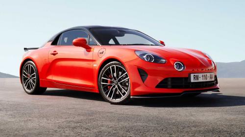 (Κεντρική φωτό & πάνω): Το Alpine A110 μετά την τελευταία ανανέωσή του