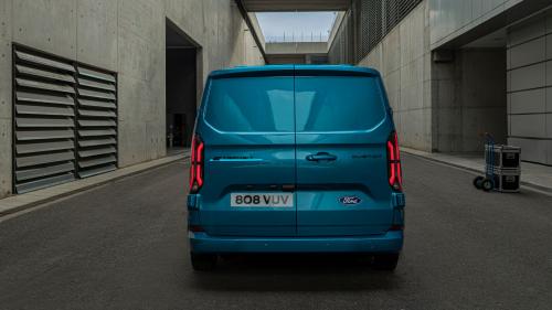 Αποκάλυψη για το ηλεκτρικό Ford E-Transit Custom