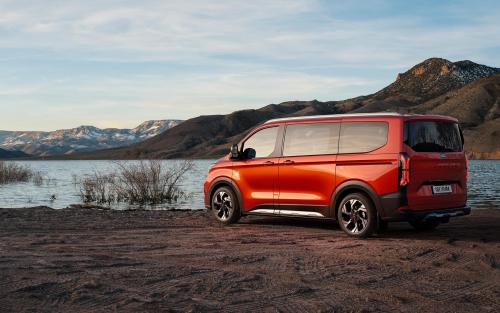 ford tourneo