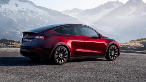 Στην πρώτη θέση μεταξύ των πιο πολύτιμων εταιρειών αυτοκινήτου βρέθηκε η Tesla σύμφωνα με την Brand Finance