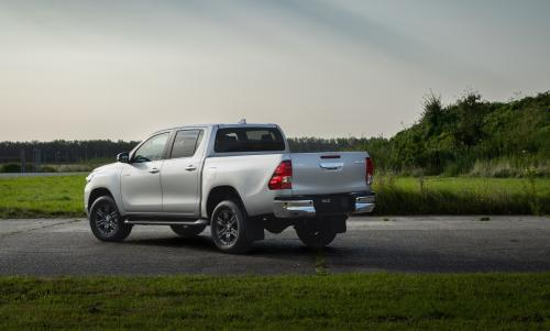 toyota-hilux-17