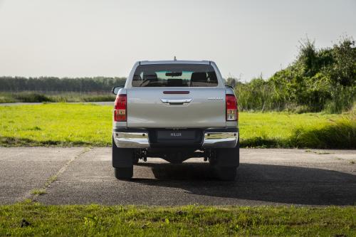 toyota-hilux-13