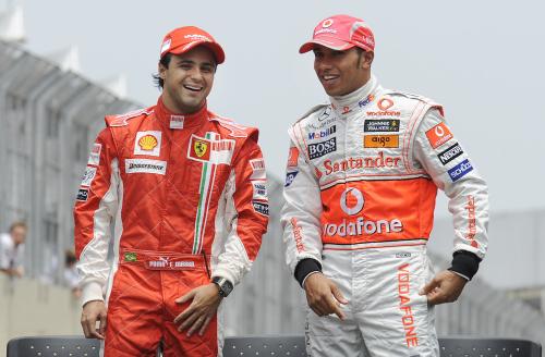 Οι Felipe Massa και Lewis Hamilton λίγο πριν τη μάχη τους για τον τίτλο στη Βραζιλία το 2008