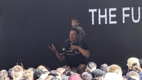 Η πρόσφατη ομιλία του Elon Musk στους εργαζόμενους του Gigafactory Βερολίνου