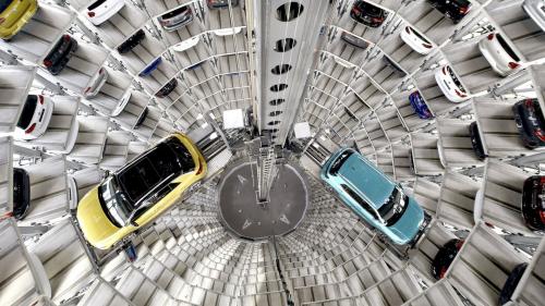 Οι γυάλινοι πύργοι της VW: