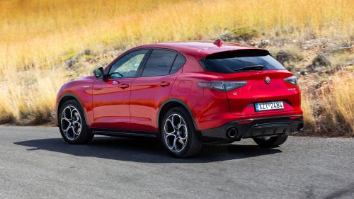 Alfa Romeo Stelvio 2